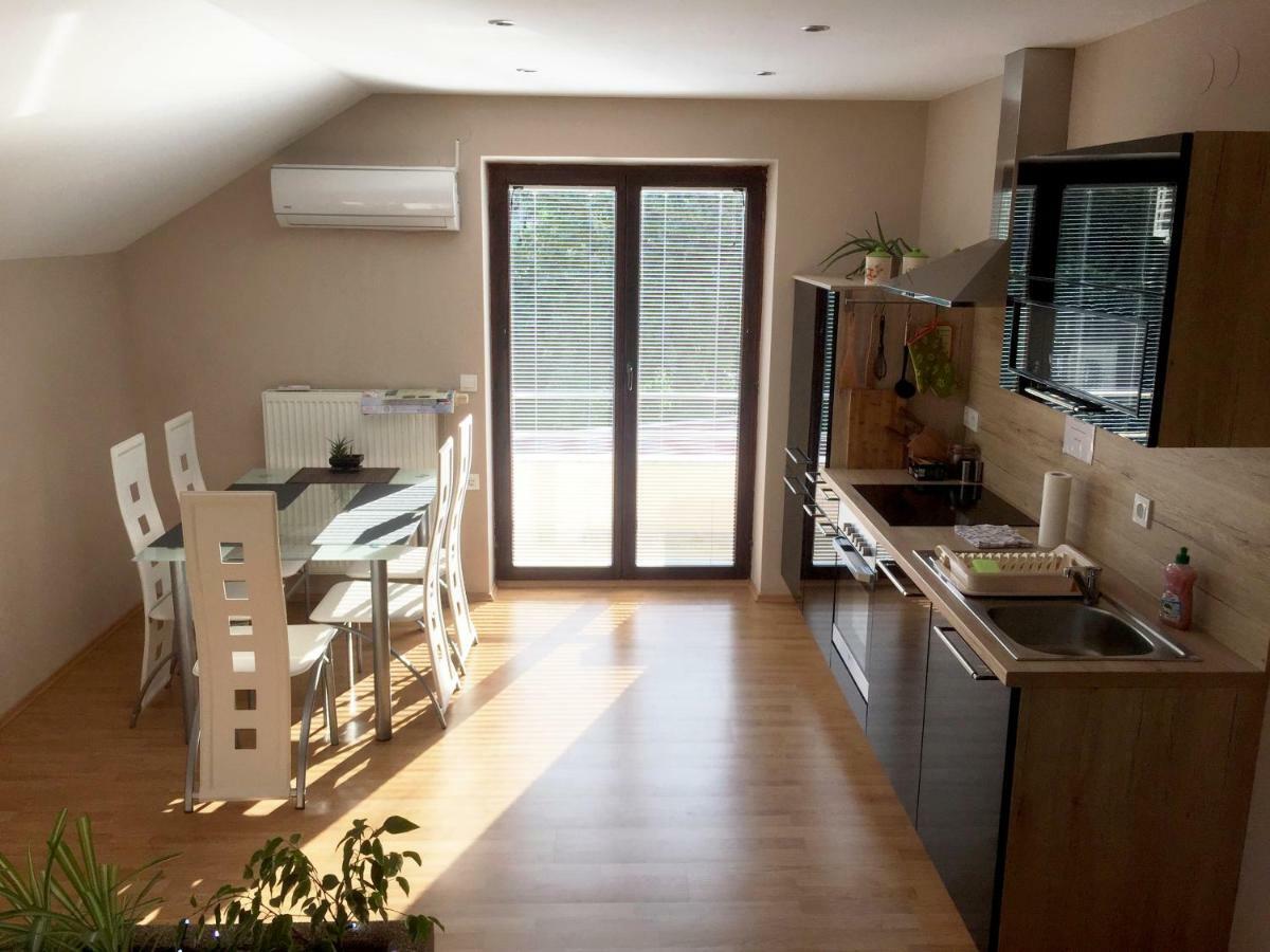 Apartment Relax Stranice Εξωτερικό φωτογραφία